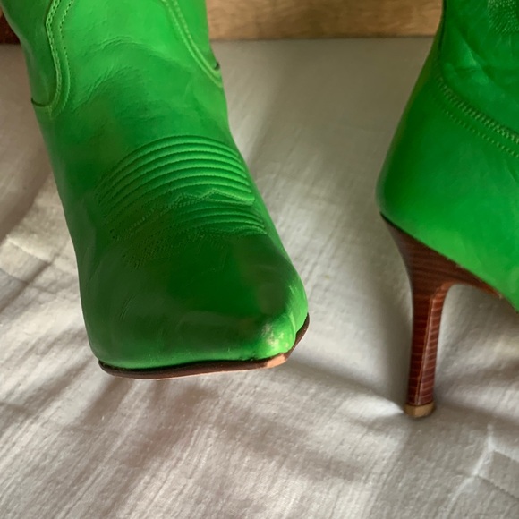 Vibrant Apple Green Charlie Horse Leather Heeled Boots - Picture 7 of 12